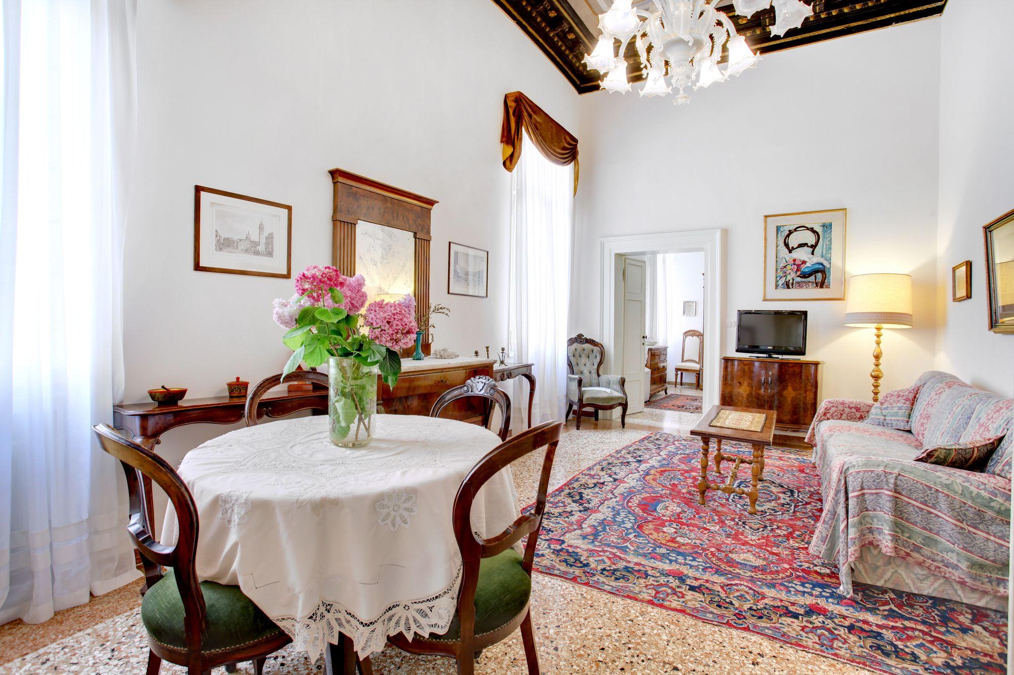 Testa - Wr Apartments Venice Luaran gambar